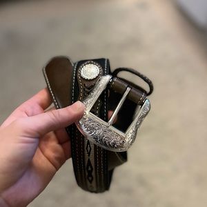 Ariat belt